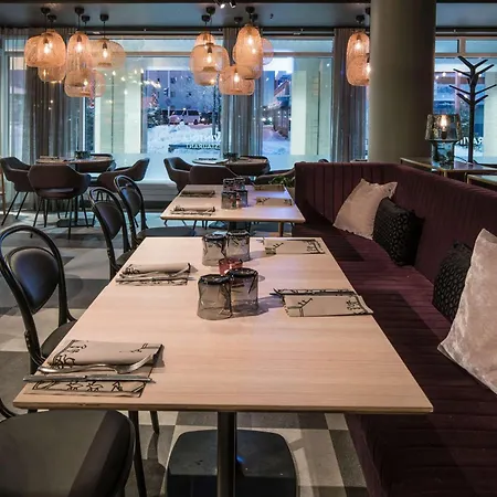 スカンディック シティ ホテル 4*