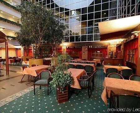 ホテル スカンディック シティ ロヴァニエミ