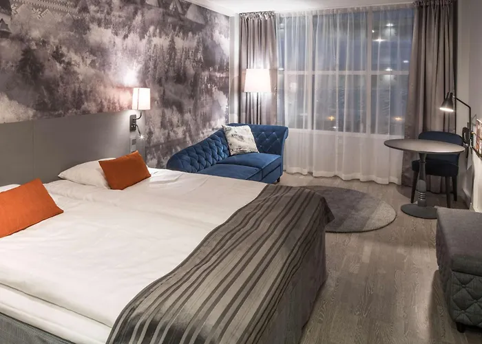 ホテル スカンディック シティ 4*